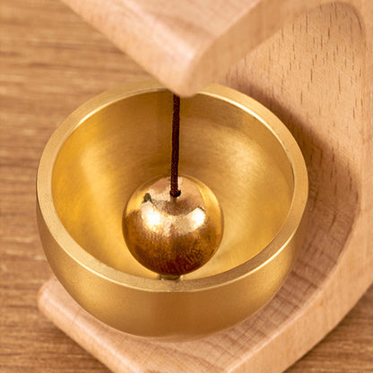 Magneettinen puinen tuuli- ja ovikello