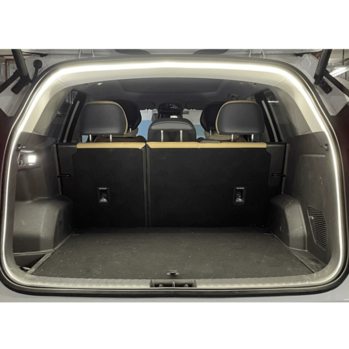 Dynaaminen ja kirkas tavaratilan LED-valonauha