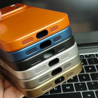 Metallinen mattapintainen Magsafe iPhone-kotelo