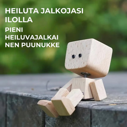 Viehättävä puinen keinuhahmo – 12 vaihdettavaa ilmettä