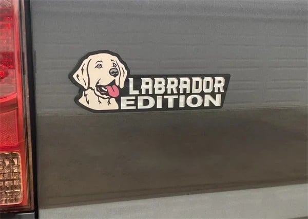 Koiraembleemi autoon