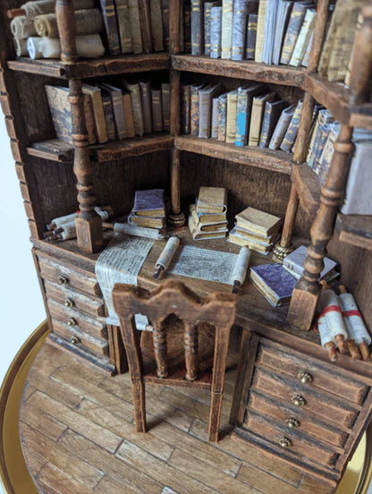Miniatyyrikirjasto ”The Bay Library”