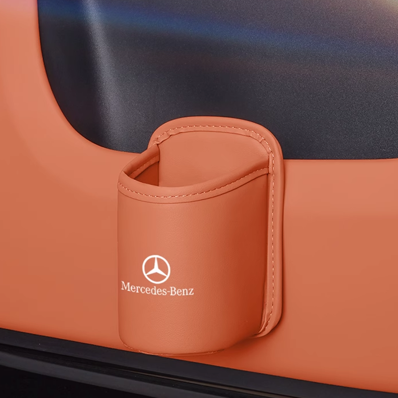 Nahkainen mukipidike autoon – clip-on-kiinnitys