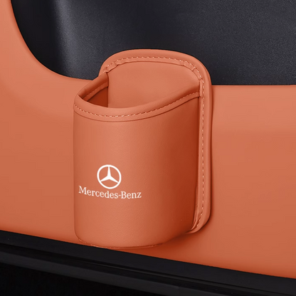 Nahkainen mukipidike autoon – clip-on-kiinnitys