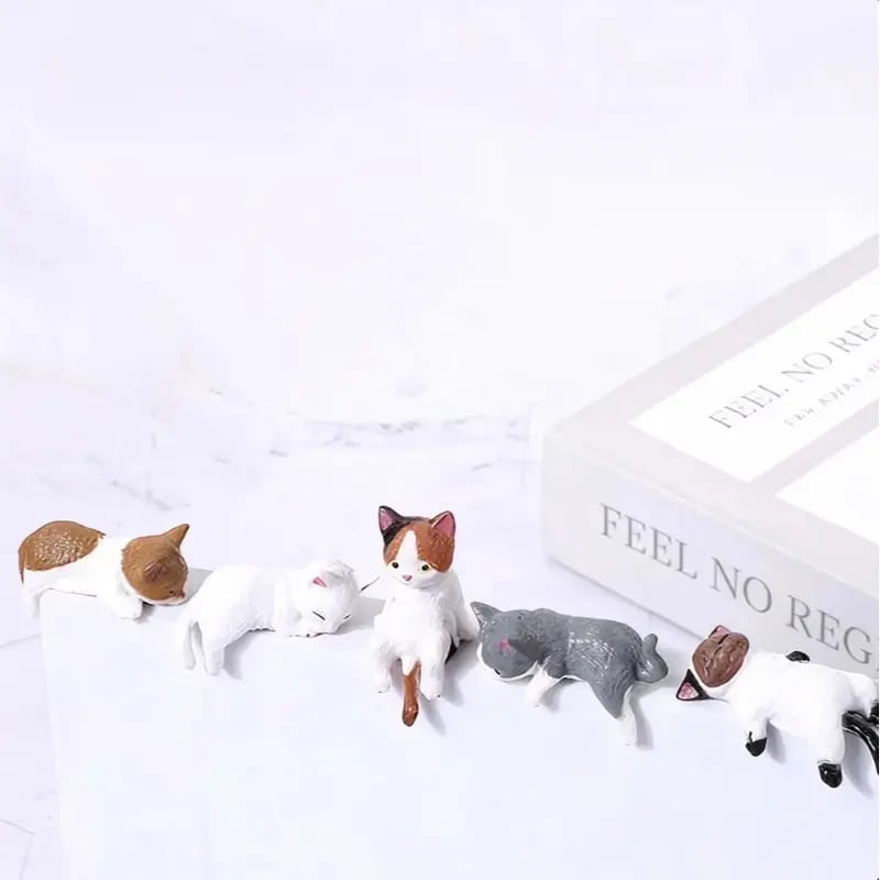 Käsinmaalatut mini-kissapatsaat työpöydälle 😺