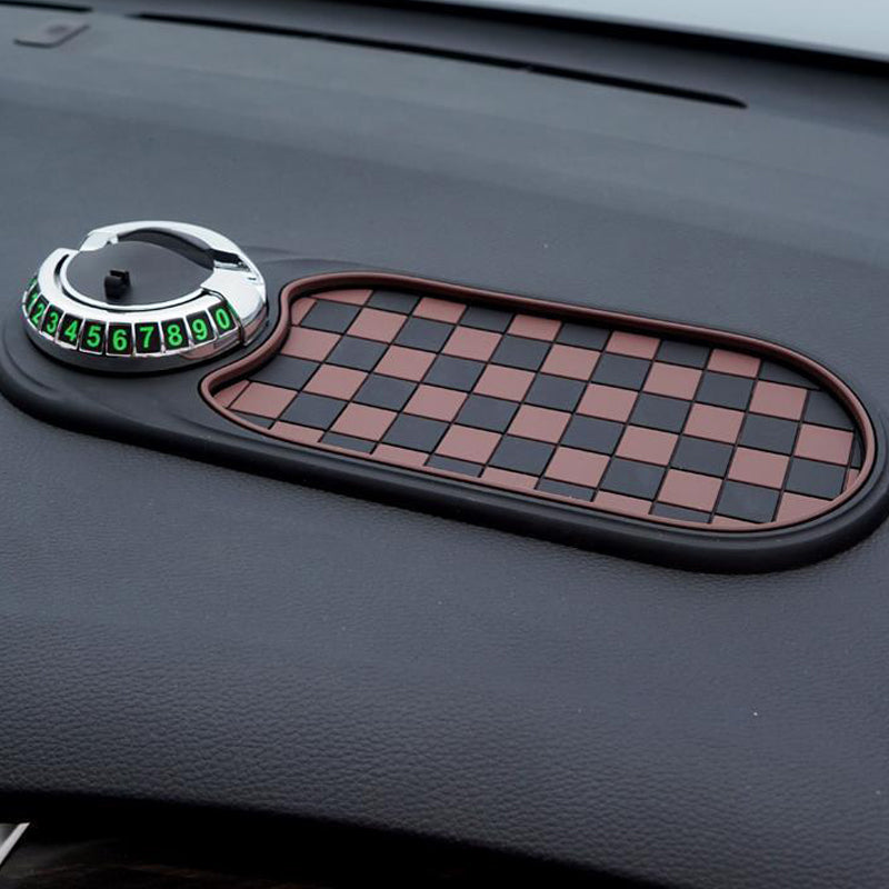 Kojelautamatto ja puhelinteline autoon